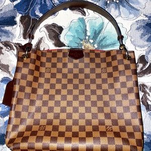Authentic Louis Vuitton Graceful PM